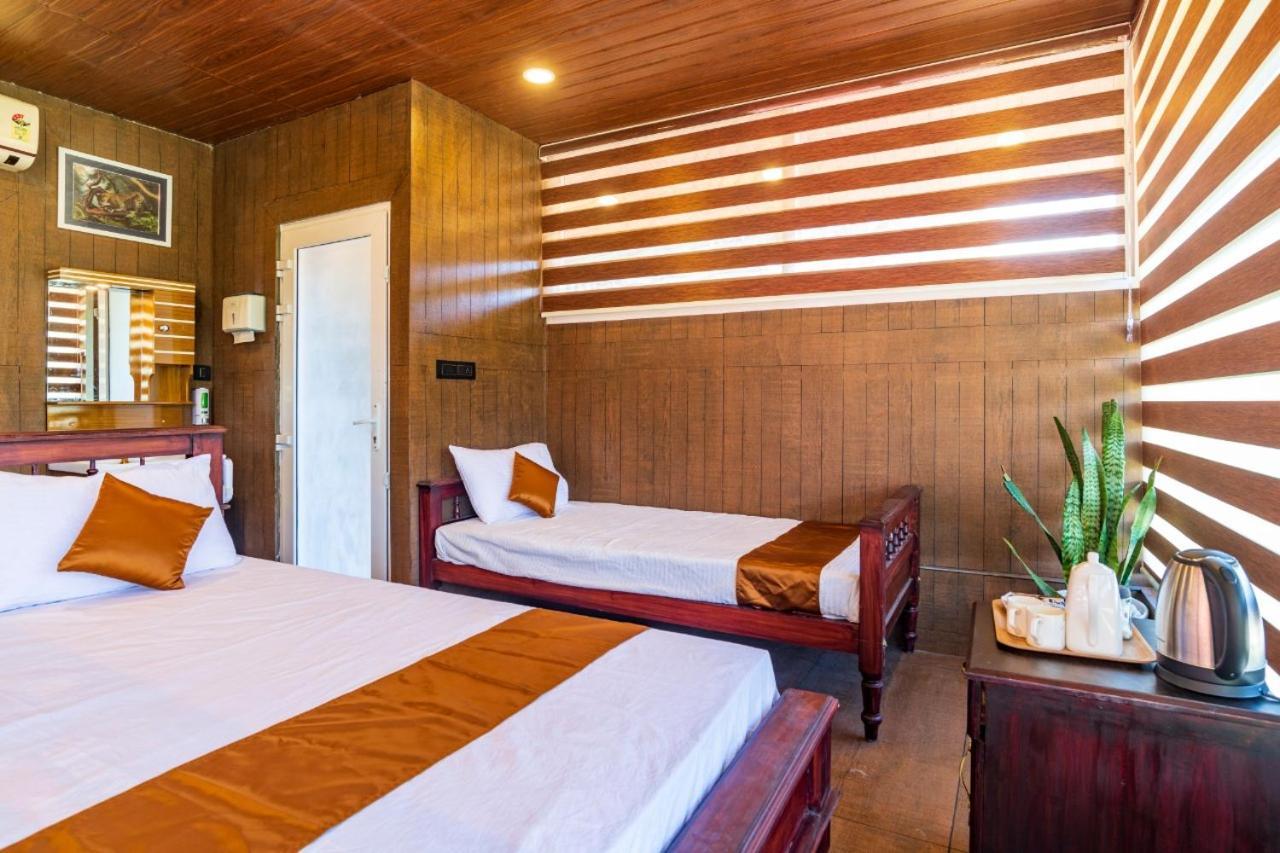 Castillo De Woods , The Private Luxury Villa , 8 Bhk, Vattavada Kottakamboor Exterior photo