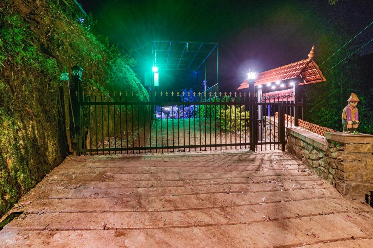 Castillo De Woods , The Private Luxury Villa , 8 Bhk, Vattavada Kottakamboor Exterior photo